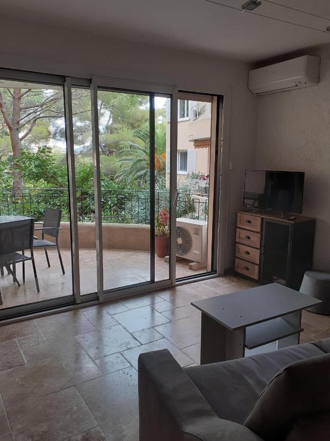 Residence Porto Di Mar Cavalaire Exterior photo
